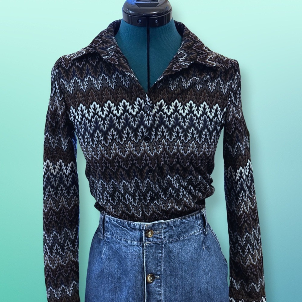Retro Style Collared Shirt